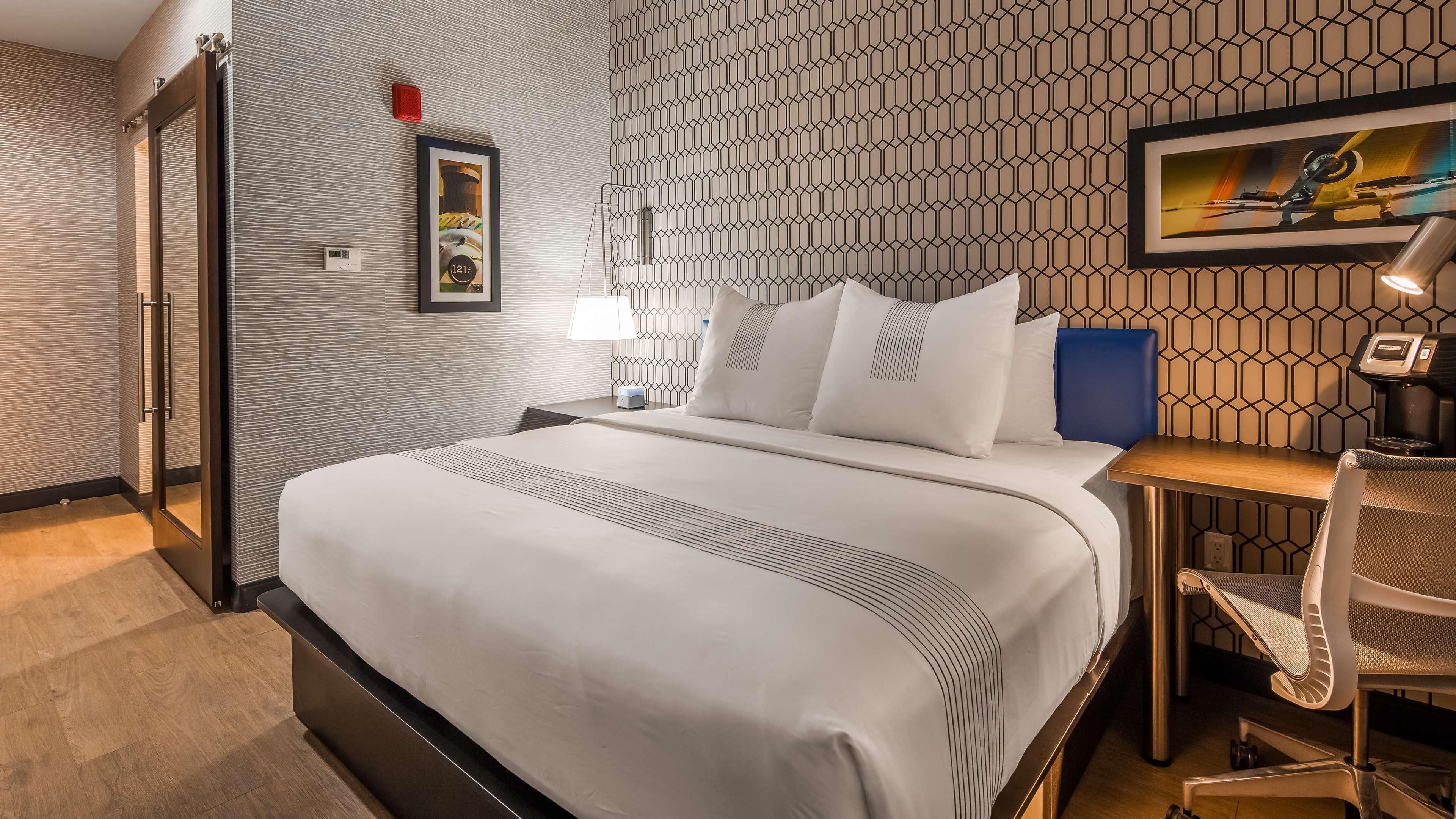 Glo Best Western Brooklyn Nyc Nova Iorque Exterior foto