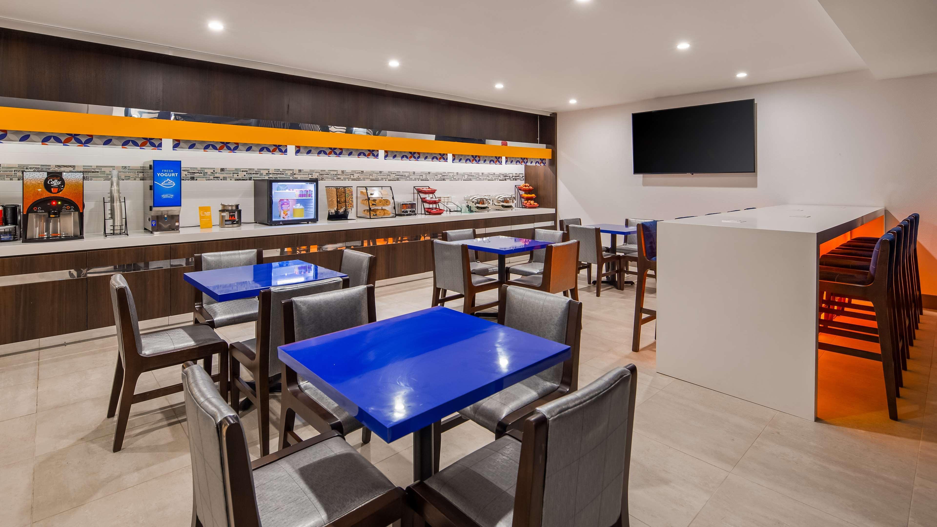 Glo Best Western Brooklyn Nyc Nova Iorque Exterior foto
