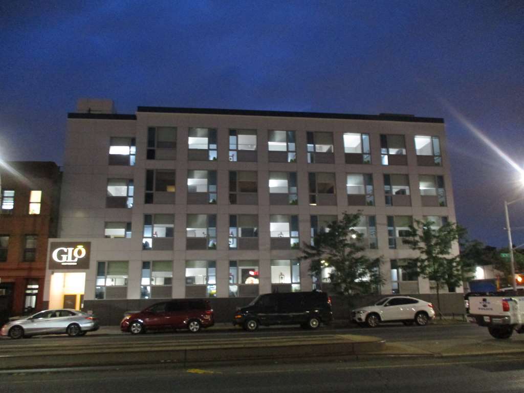 Glo Best Western Brooklyn Nyc Nova Iorque Exterior foto